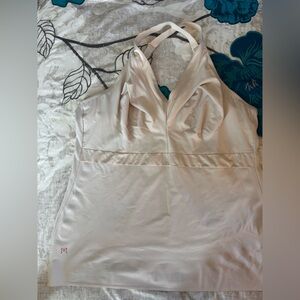 Ruby Ribbon Athena - Size 48